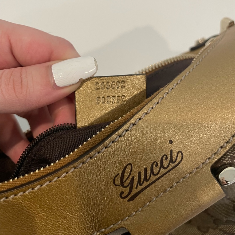 Gucci Shoulder Bag - Picture 5 of 7